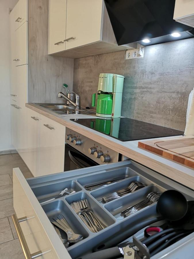 Modern Wohnen I Parkplatz I Wlan I Netflix I Balkon I 6 Schlafplaetze Apartman Bad Oeynhausen Kültér fotó