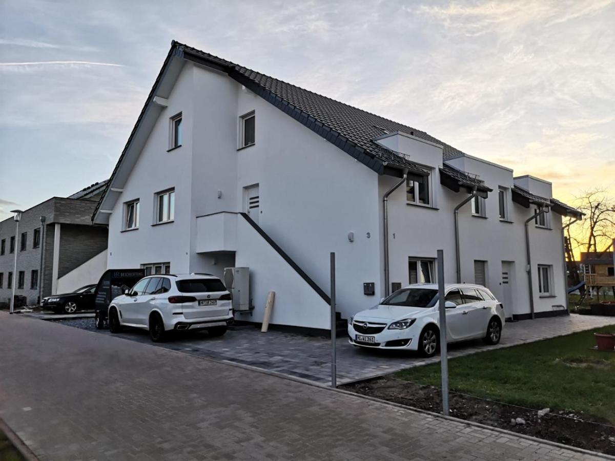 Modern Wohnen I Parkplatz I Wlan I Netflix I Balkon I 6 Schlafplaetze Apartman Bad Oeynhausen Kültér fotó